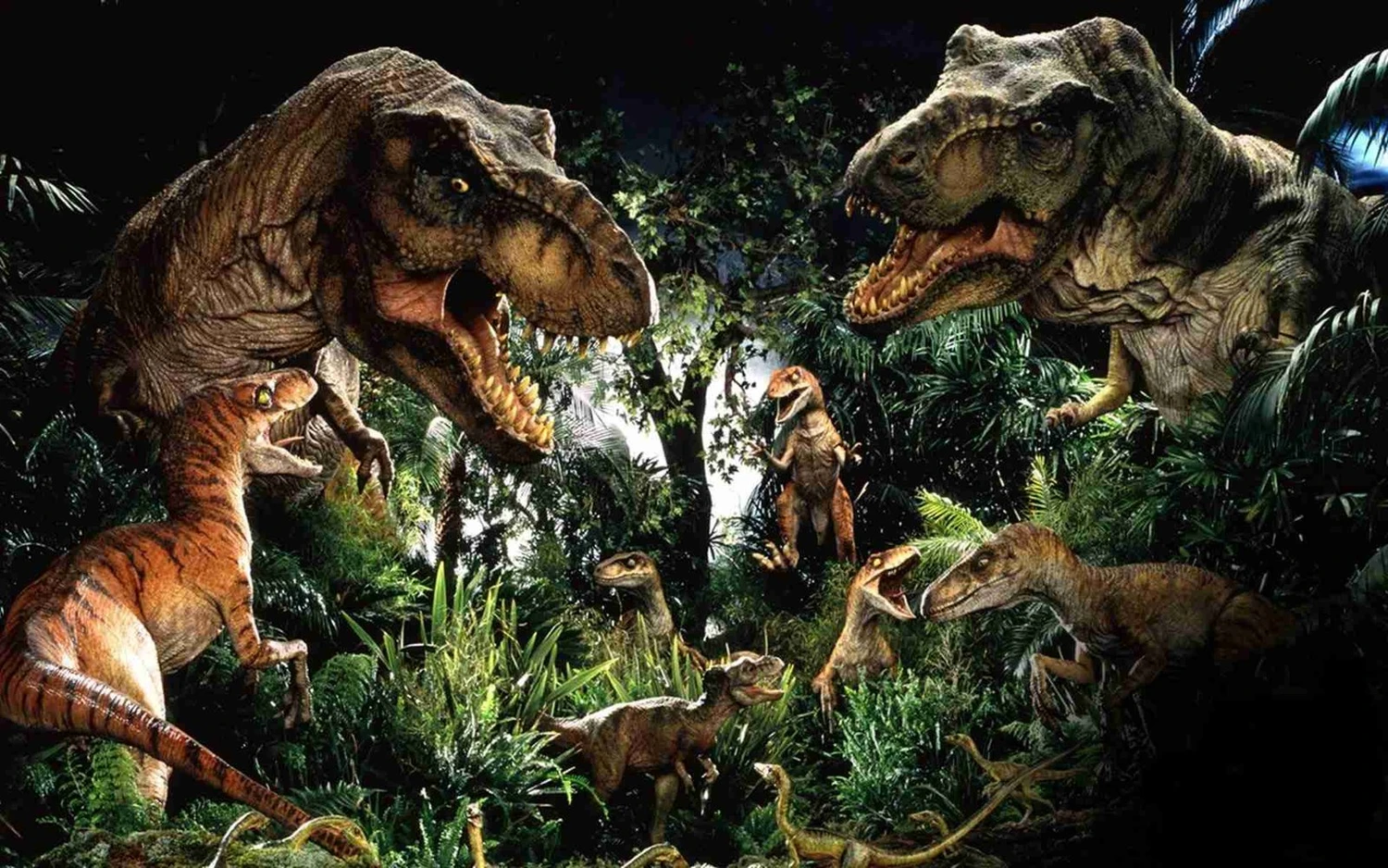 A jungle full of dinosaurs from the original Paddock website artwork